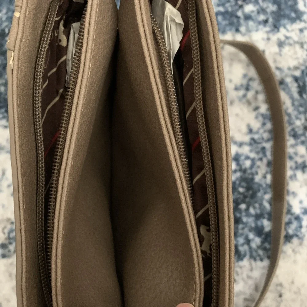 montana west concealed carry crossbody Western Tooling Rivets Vegan Leather. NWT